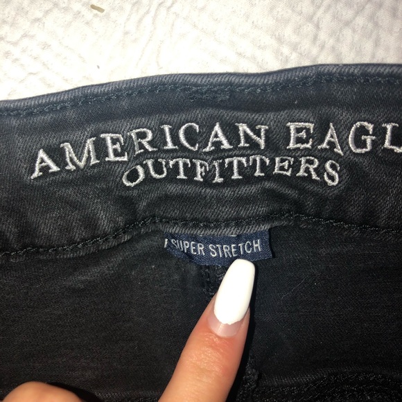American Eagle black shorts - Picture 3 of 4